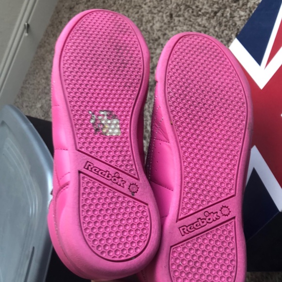 Reebok Classics - Picture 7 of 8